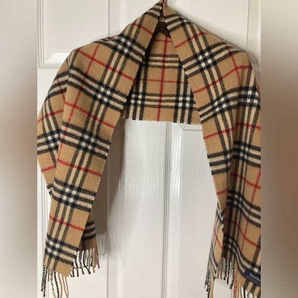 Burberry pure lambswool plaid scarf - Picture 6 of 10